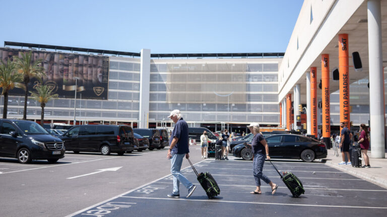 Aeropuerto Turistas