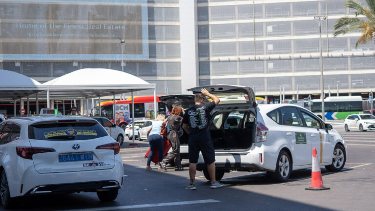 Aeropuerto Turistas