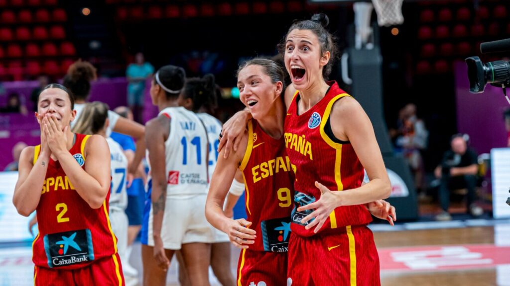 alba torrens helena pueyo españa eurobasket 2025