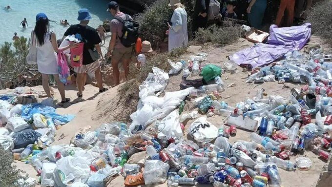 calo des moro basura.sant.joan.2025ç