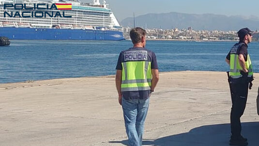 Prisión para dos hombres que patronearon una patera de Argelia a Mallorca