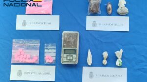 Sucesos. Dos detenidos por vender coca&iacute;na, tusi y MDMA desde una vivienda de Son Cotoner