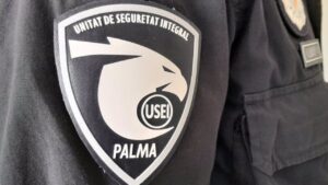 Sucesos. Detienen a una mujer por cambiar la cerradura de una casa que alquilaba a una familia en una finca en Puntir&oacute;