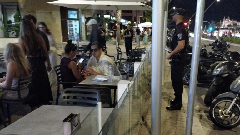 Primeras sanciones a las terrazas del nuevo Paseo Marítimo de Palma