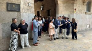 Jueces y fiscales que secundaron la huelga acusan al Ministerio de Justicia de "manipulación" por no descontarles el sueldo