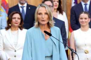 La consellera de Trabajo, Funci&oacute;n P&uacute;blica y Di&aacute;logo Social jura y toma posesi&oacute;n de su cargo