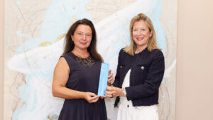 Carolina Quetglas, de BQ Hoteles gana el 'CaixaBank Premio Empresaria' en Baleares