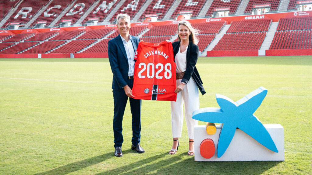 CaixaBank renueva como patrocinador oficial y socio financiero del Mallorca