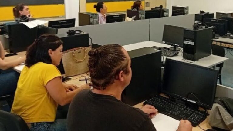 Pymes y autónomos de Calvià podrán formarse gratis en IA y transformación digital