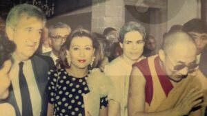 Dal&aacute;i Lama en Pollen&ccedil;a con Gabriel Ca&ntilde;ellas y Maria Ant&ograve;nia Munar.