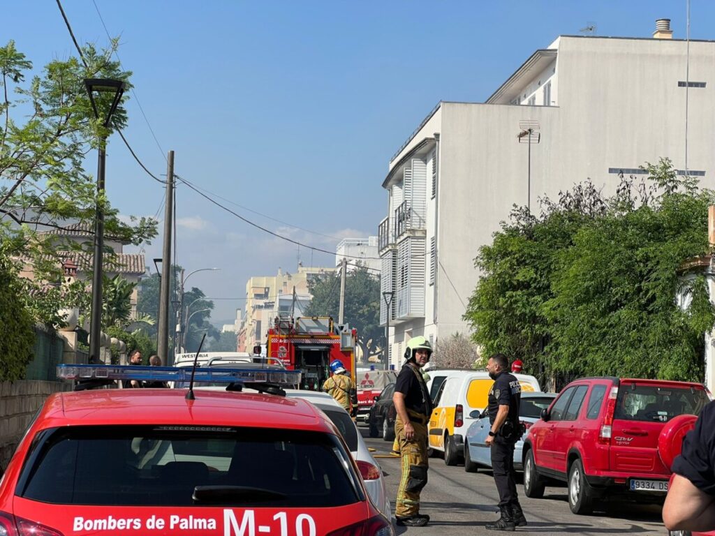 Nuevo incendio en una vivienda okupada de la calle pablo iglesias de Palma 13