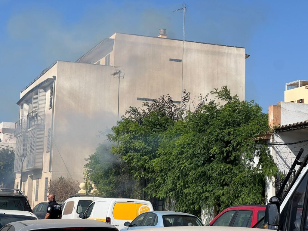 Nuevo incendio en una vivienda okupada de la calle pablo iglesias de Palma 6