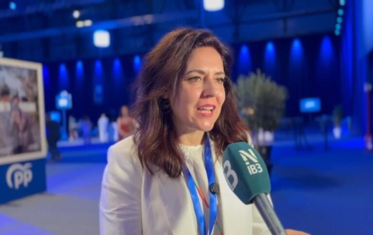 La secretaria general del PP Baleares, Sandra Fernández,