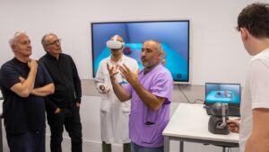 Miembros del equipo desarrollador del simulador t&aacute;ctil en 3D para tratar el c&aacute;ncer colorrectal. - CONSELLERIA DE SALUD