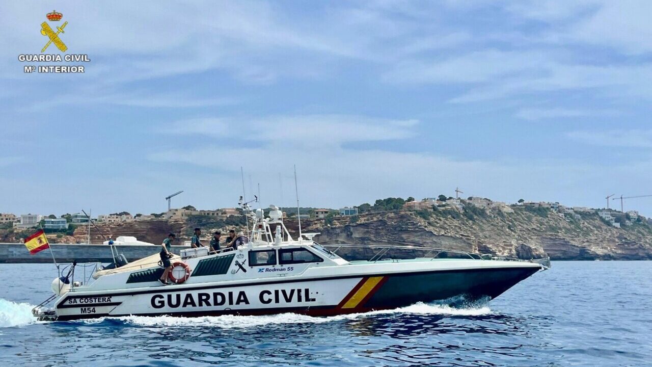 Embarcación de la Guardia Civil