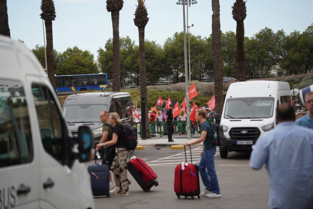 huelga aeropuerto