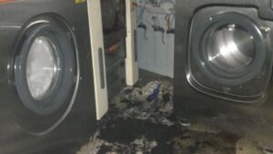 Susto de madrugada en Magaluf por un incendio en la lavander&iacute;a