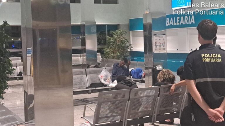 migrantes port palma julio 2025