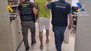 Una ‘mula’ delata a una red de cocaína que operaba desde Mallorca