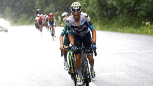 Enric Mas dice adiós al resto de la temporada y se despide de La Vuelta