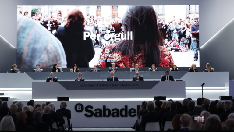 Los accionistas del Sabadell