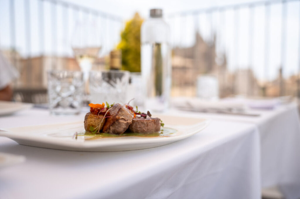 Baleares tiene el menú del día más caro del país, con una media de 16 euros