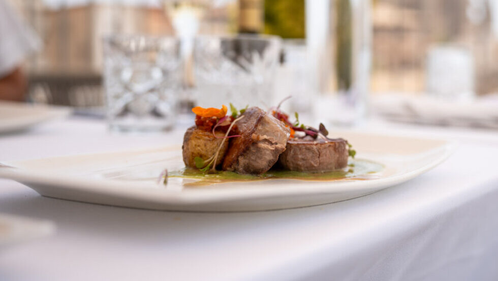 Baleares tiene el men&uacute; del d&iacute;a m&aacute;s caro del pa&iacute;s, con una media de 16 euros