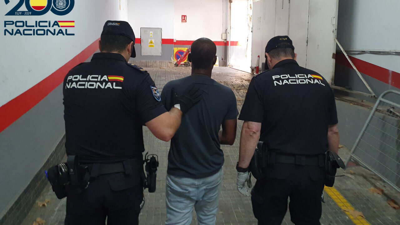 Un hombre intenta asesinar a su expareja Prefiero verte muerta que separada de mí