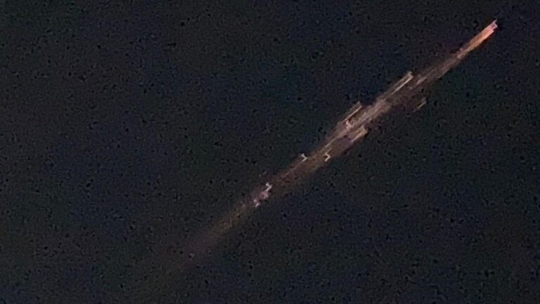 Una espectacular bola de fuego ilumina el cielo de Mallorca