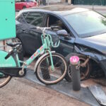Un conductor borracho destroza parte de una estación de Bicipalma