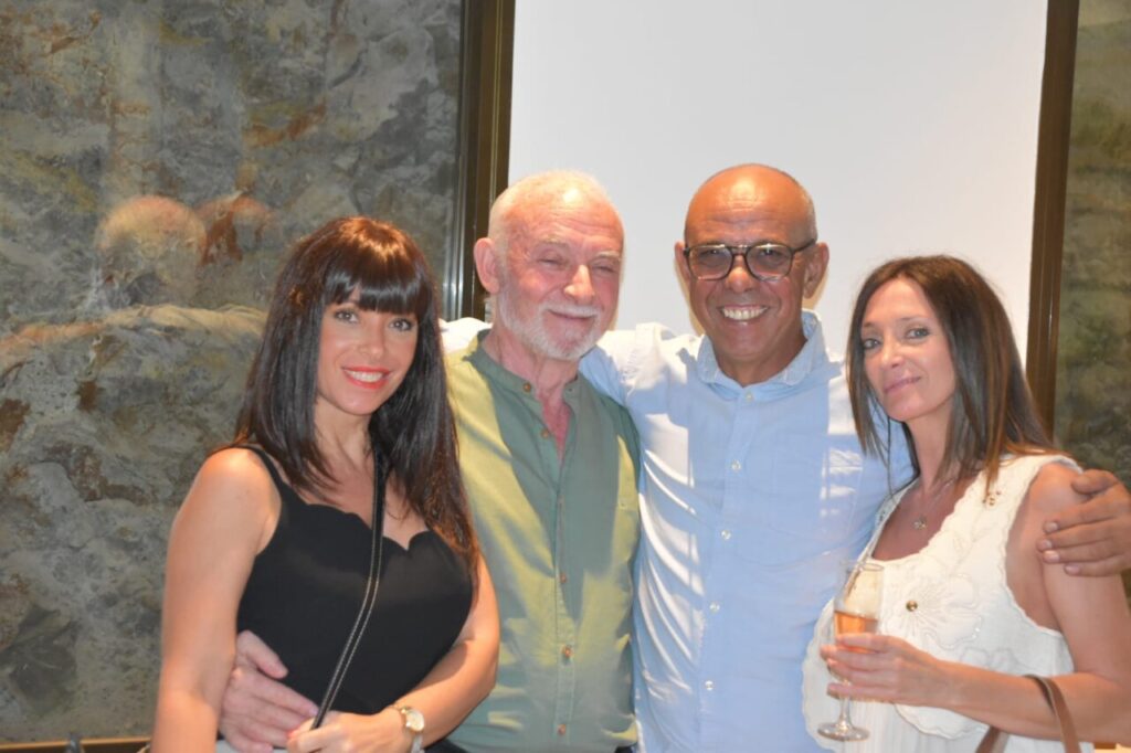 exposicion solidaria pollen&ccedil;a (12)