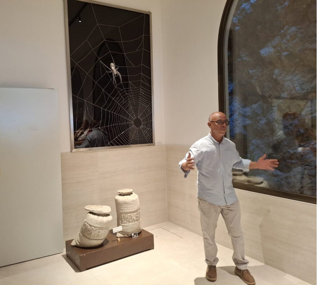 exposicion solidaria pollen&ccedil;a (2)