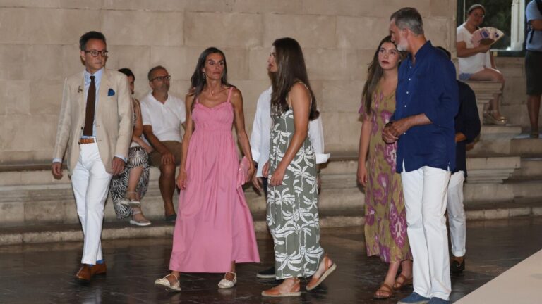 familia real agosto 2025