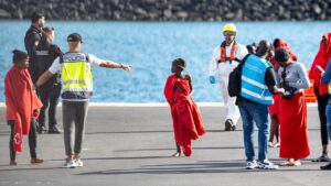 Torres responde a Prohens: críticas ‘lamentables’ y advertencia de consecuencias por el reparto de menores