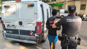 Detenido un ladrón por más de 60 robos en coches en Son Ferriol, El Molinar y Son Gotleu