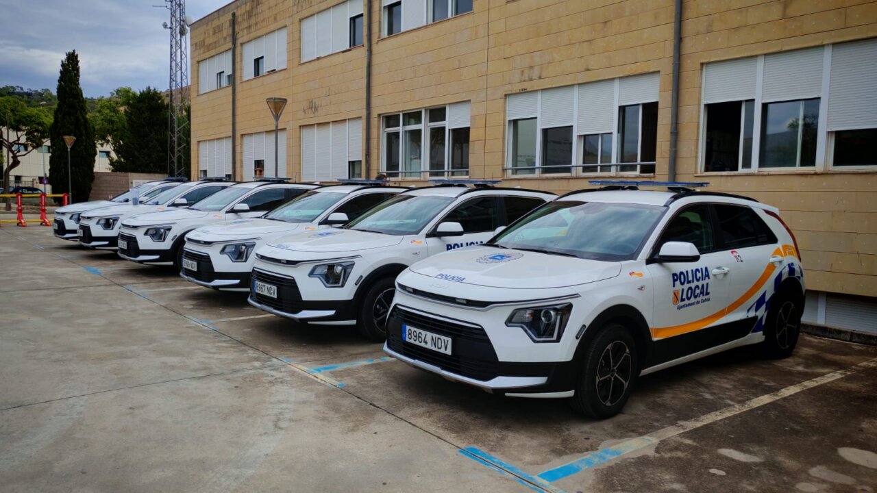 Nuevos coches patrulla de la Polic&iacute;a Local de Calvi&agrave; en el cuartel de Son Bugadelles