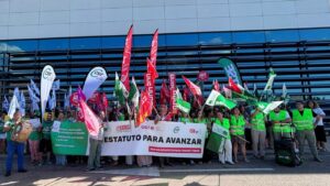 Cerca de 60 sanitarios se movilizan en Son Espases contra el Estatuto Marco