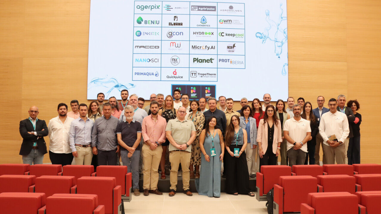 Cajamar incorpora 23 nuevas empresas a sus programas especializados en el sector agroalimentario