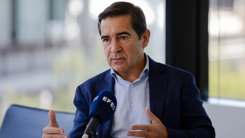 El presidente del BBVA, Carlos Torres, en una entrevista con EFE. EFE/Daniel González