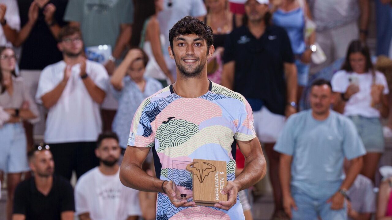 El Rafa Nadal Open 2025 se queda en casa: Dani Rinc&oacute;n, primer espa&ntilde;ol en levantar el trofeo