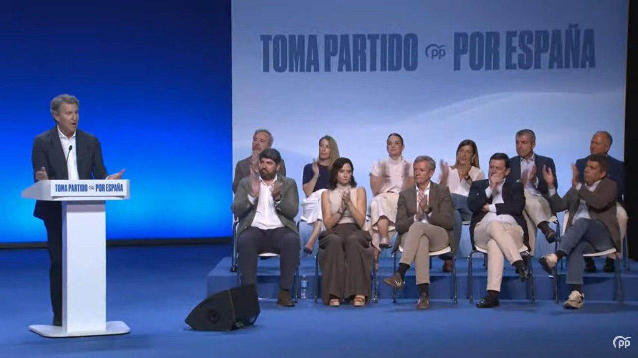 Feij&oacute;o y los 'barones' del PP denuncian "la deriva autoritaria" de S&aacute;nchez contra los que "investigan su corrupci&oacute;n"