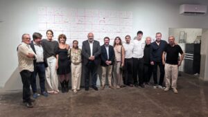 Foto familia garaje son armadams