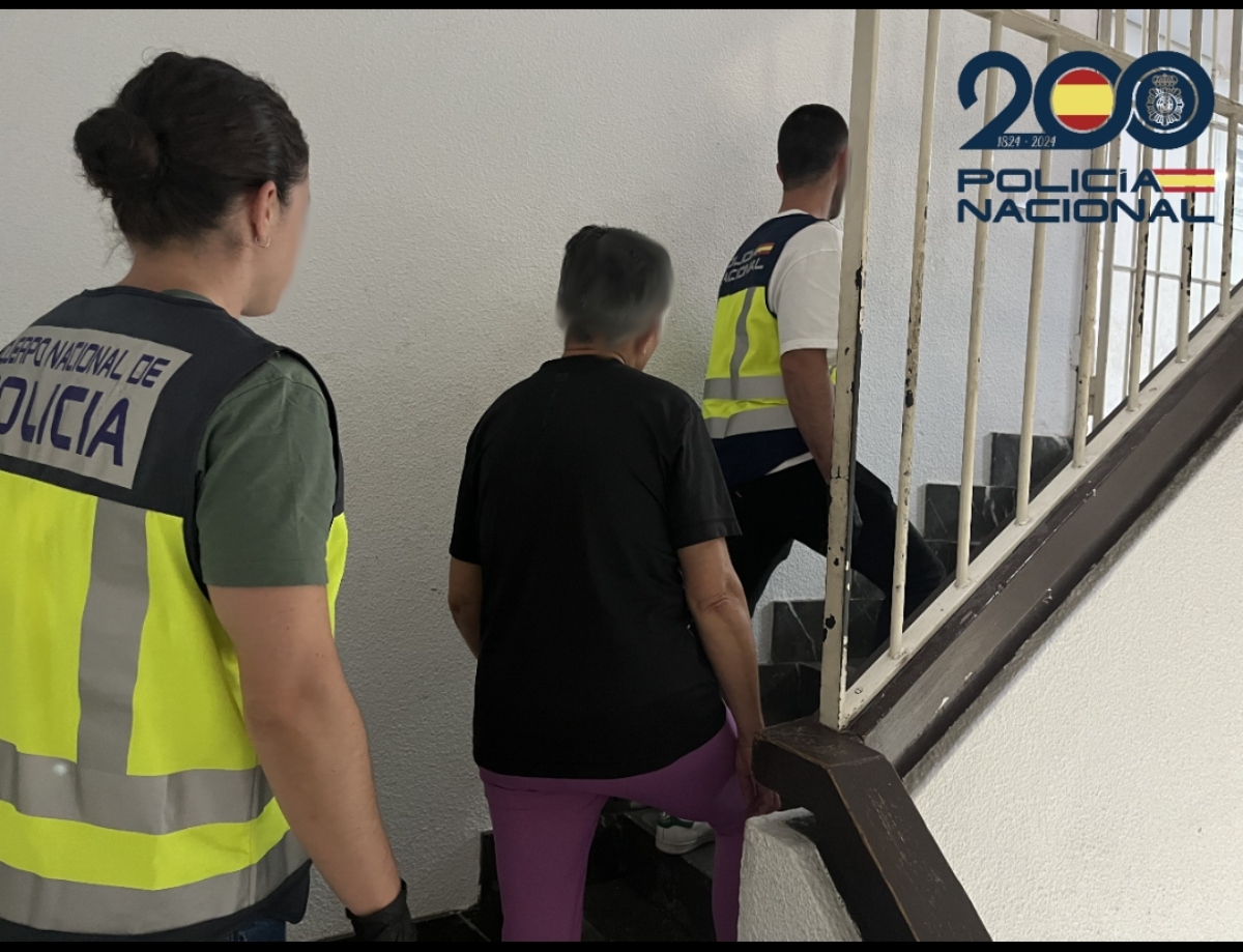 Limpiadora arrestada