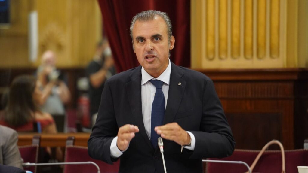 Vera: "No modificaremos el decreto de mínimos ni la ley de normalización lingüística"