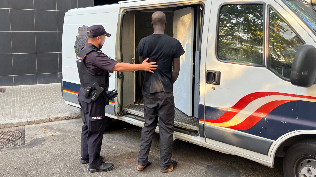A la cárcel por robos violentos en colegios, supermercados y cafeterías de Palma