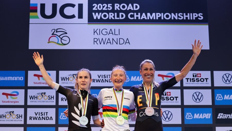 mavi garcia bronce mundial 2025