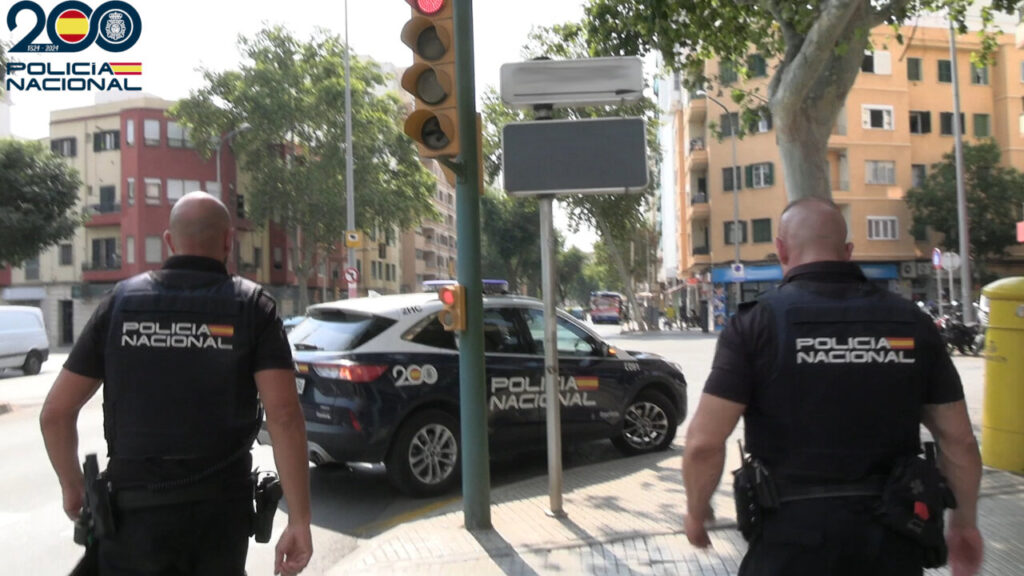 Fracturas de nariz y costillas tras una violenta pelea que acaba con dos detenidos en Palma