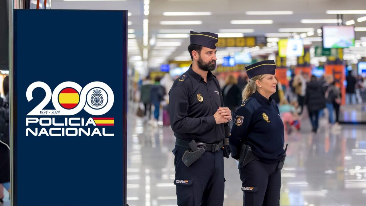 Dos trabajadores del aeropuerto de Palma roban más de 10.000 euros
