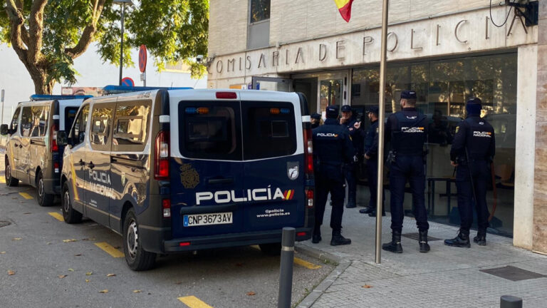 Detenido por masturbarse ante una menor mientras conducía en Manacor