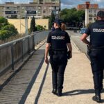 Puñetazos, manotazos y mordiscos: la brutal agresión de dos mujeres para robar un móvil